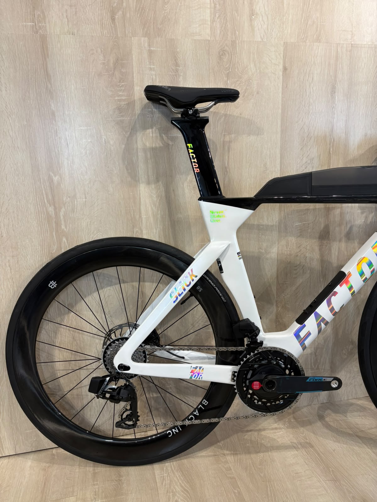 FACTOR SLICK miniatura 3