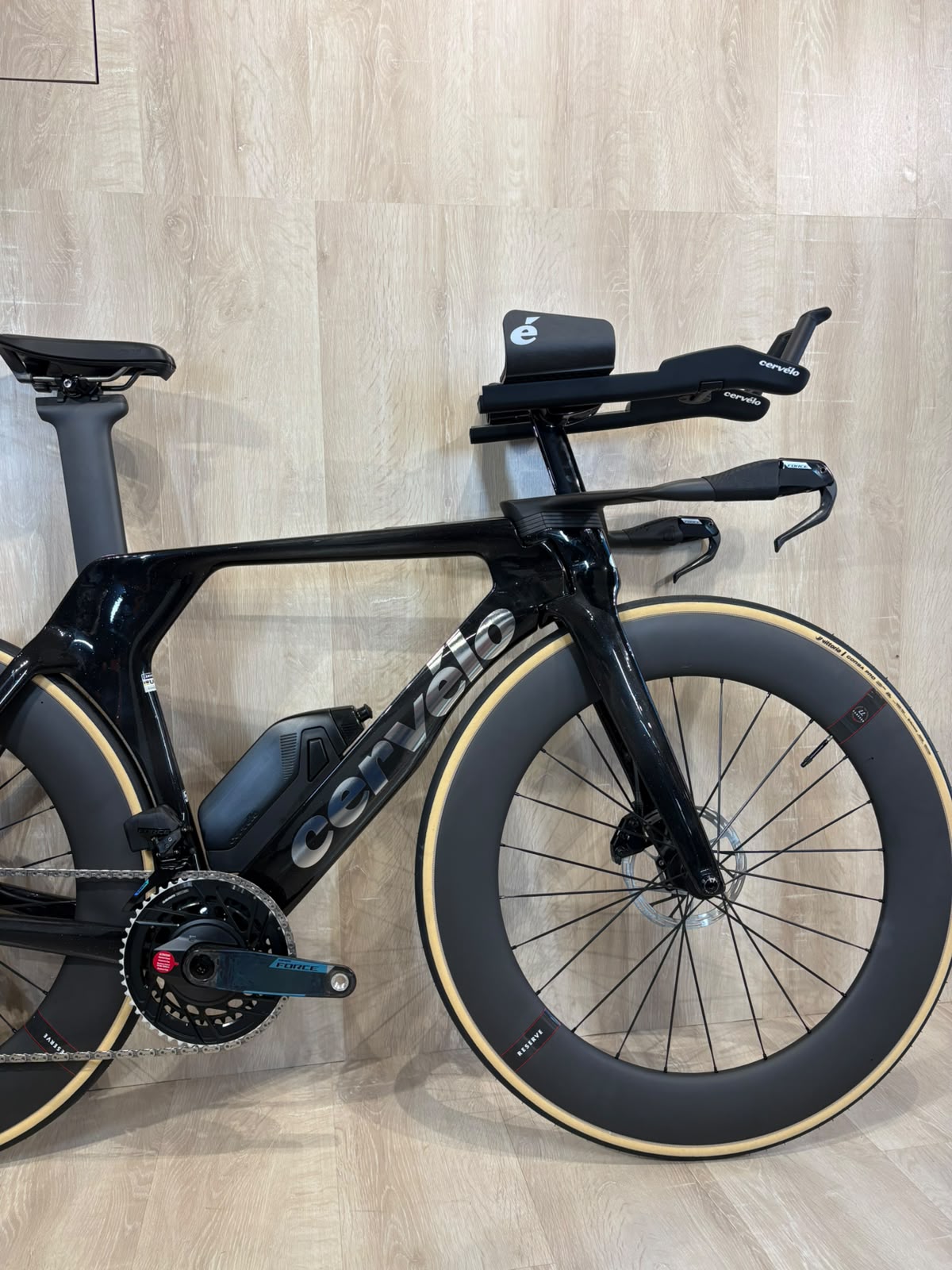 FACTOR ONE miniatura 6