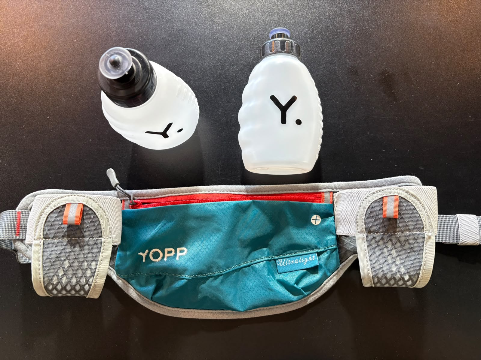CINTO DE HIDRATAÇÃO YOPP COM 2 GARRAFINHAS ULTRALIGHT AZ
